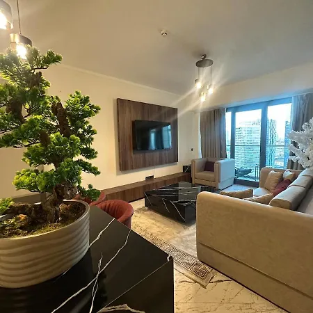 Luxury Family-balcony In Sisli Turkey اسطنبول